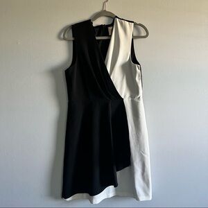 Taylor Black & White Color Block Pleated Sleeveless V-neck A-line Cocktail Dress